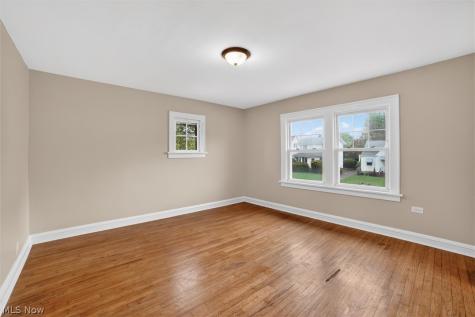 4874 E 95th Street Garfield Heights OH 44125