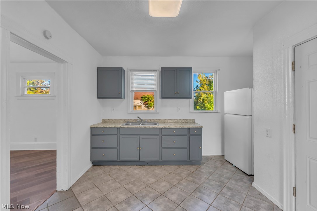 3625 Newark Avenue Garfield Heights OH 44109