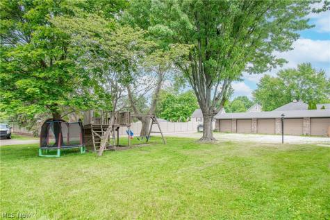 217 Edwin Street NW Hartville OH 44632