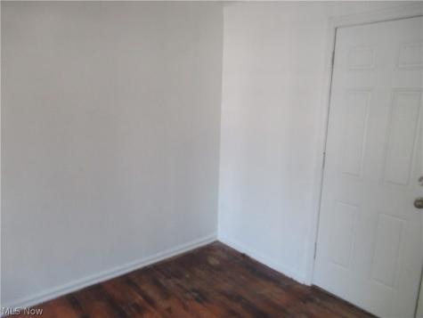 5095 Edenhurst Road Lyndhurst OH 44124
