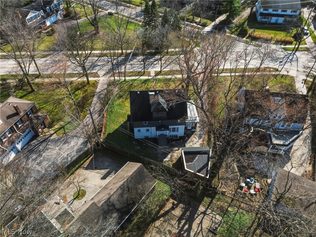 14605 S Woodland Road Shaker Heights OH 44120