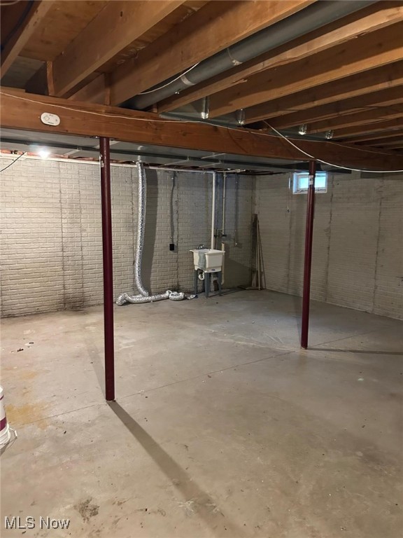 3164 E 130 Street Cleveland OH 44120