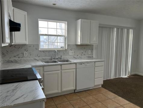 3164 E 130 Street Cleveland OH 44120