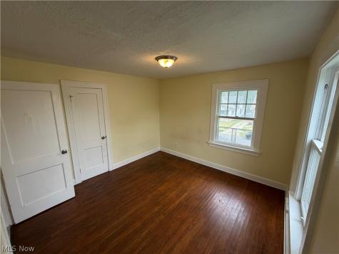 13504 Rexwood Avenue Garfield Heights OH 44105