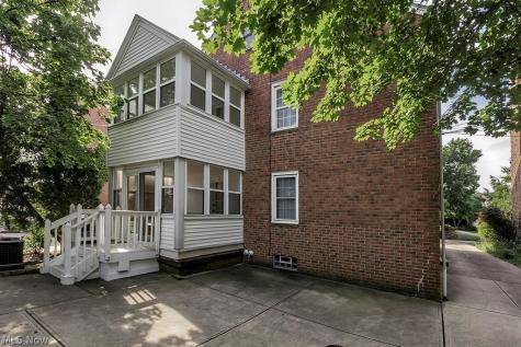 19825 Winslow Road Shaker Heights OH 44122