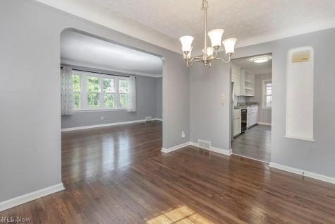 19825 Winslow Road Shaker Heights OH 44122