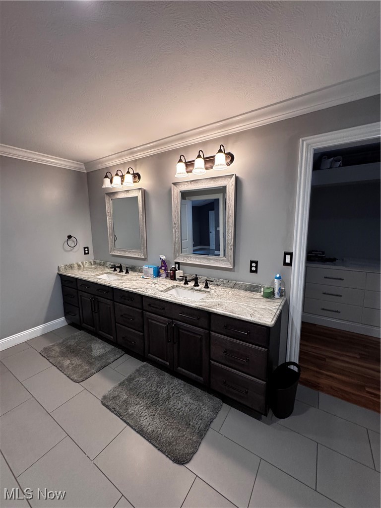 7633 Hidden Valley Drive Kirtland OH 44094