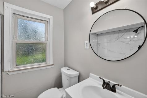303 S Green Road South Euclid OH 44121