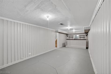 303 S Green Road South Euclid OH 44121