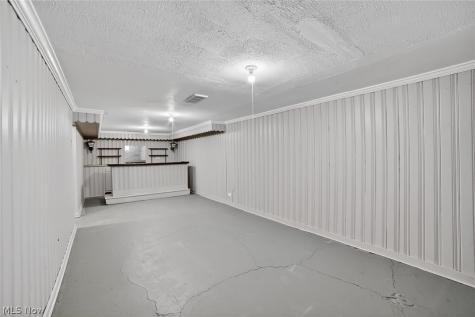 303 S Green Road South Euclid OH 44121