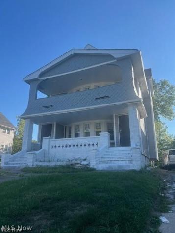 1842 Colonnade Road Cleveland OH 44112