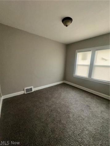 1842 Colonnade Road Cleveland OH 44112