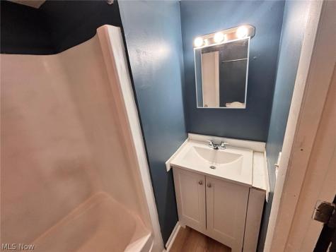519 Crosby Street Akron OH 44302