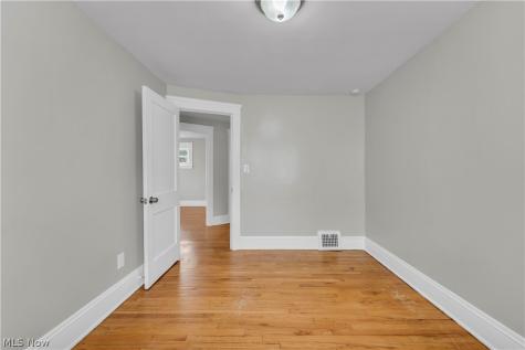 20014 Mountville Drive Maple Heights OH 44137