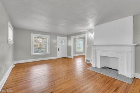 20014 Mountville Drive Maple Heights OH 44137