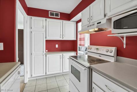 11850 Edgewater Drive Lakewood OH 44107