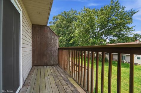 1326 Aarons Way Kent OH 44240