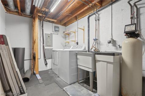 1326 Aarons Way Kent OH 44240