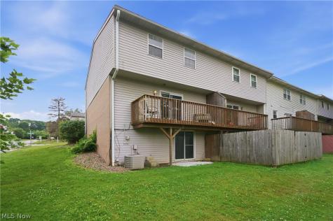 1326 Aarons Way Kent OH 44240