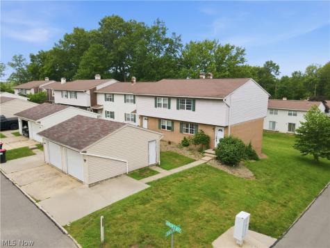 1326 Aarons Way Kent OH 44240