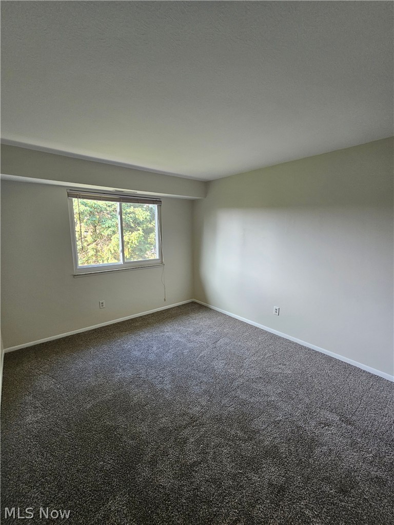 71 E Sprague Road Seven Hills OH 44131