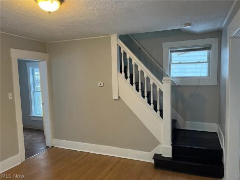 384 W Bartges Street Akron OH 44307
