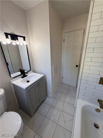 4952 E 110th Street Garfield Heights OH 44125