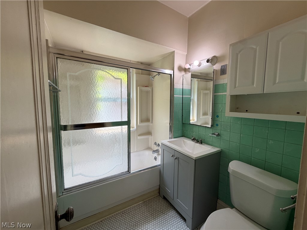 1357 Phelps Avenue Lakewood OH 44107