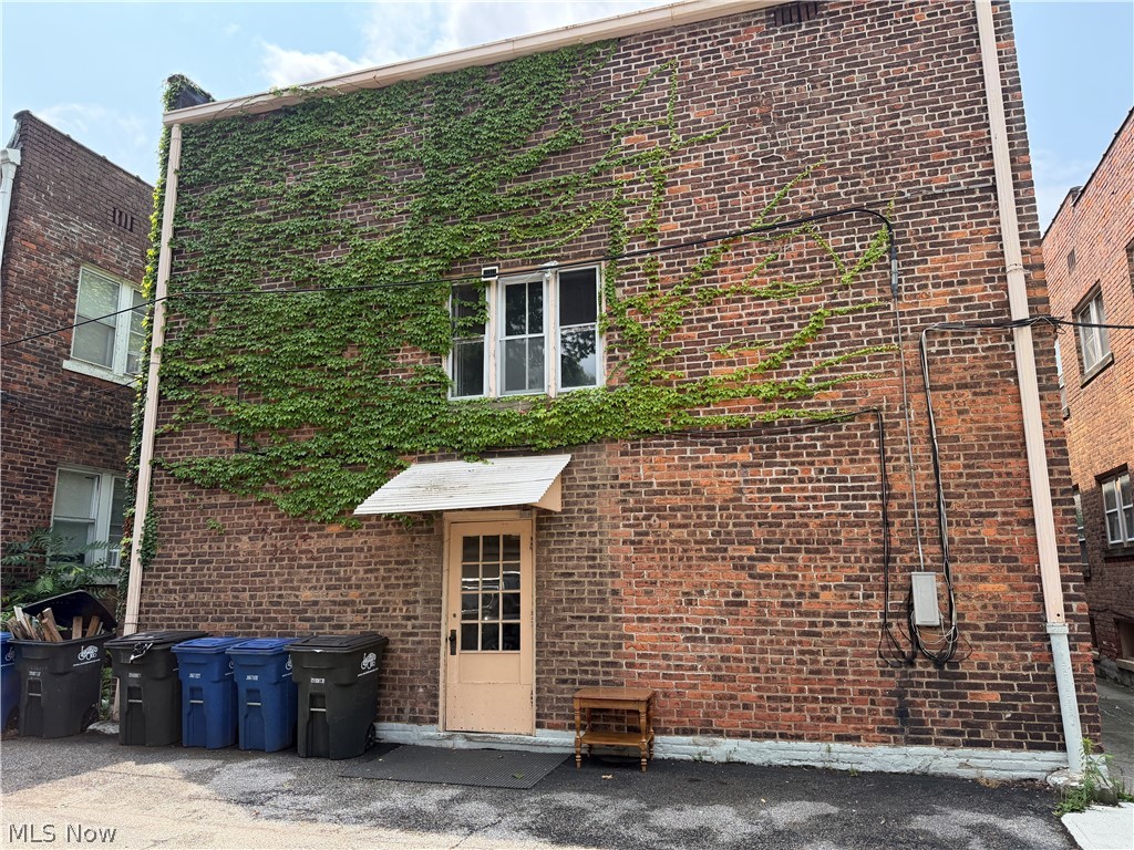 1357 Phelps Avenue Lakewood OH 44107