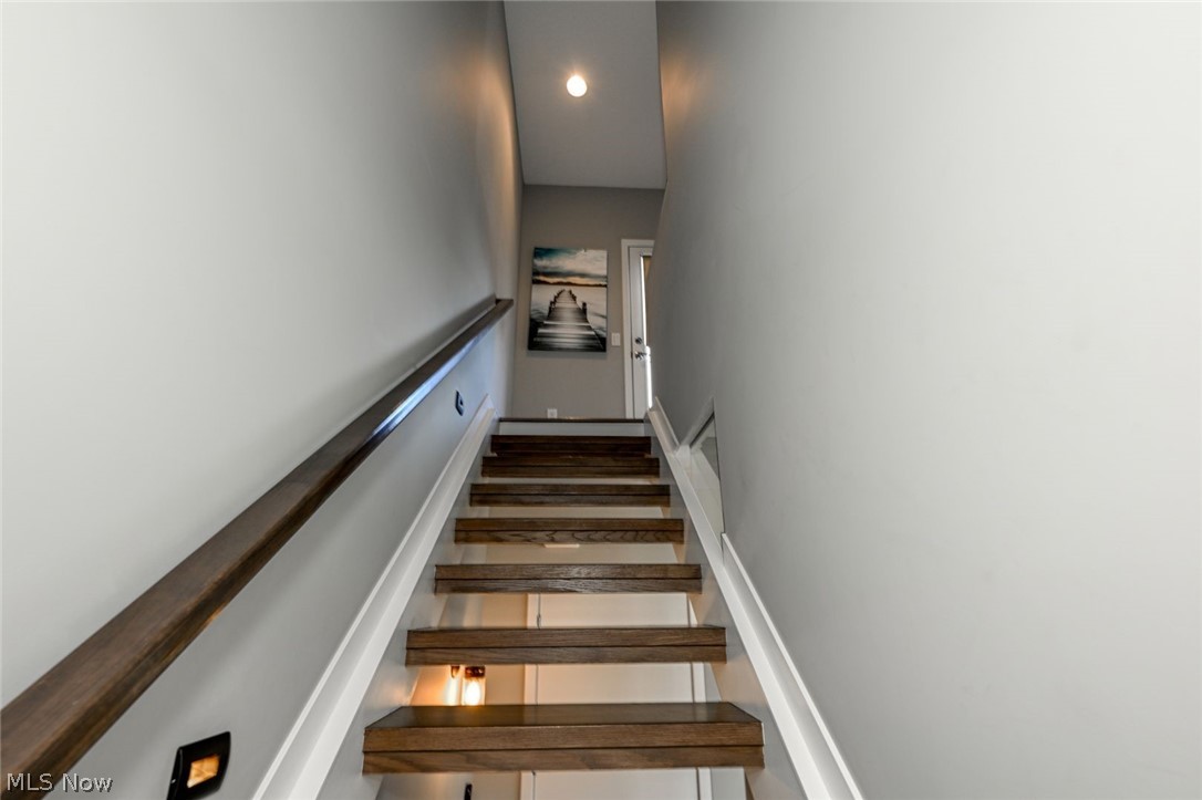 18875 Riversouth Terrace Fairview Park OH 44126