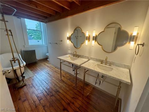 2672 W 14th Street Cleveland OH 44113