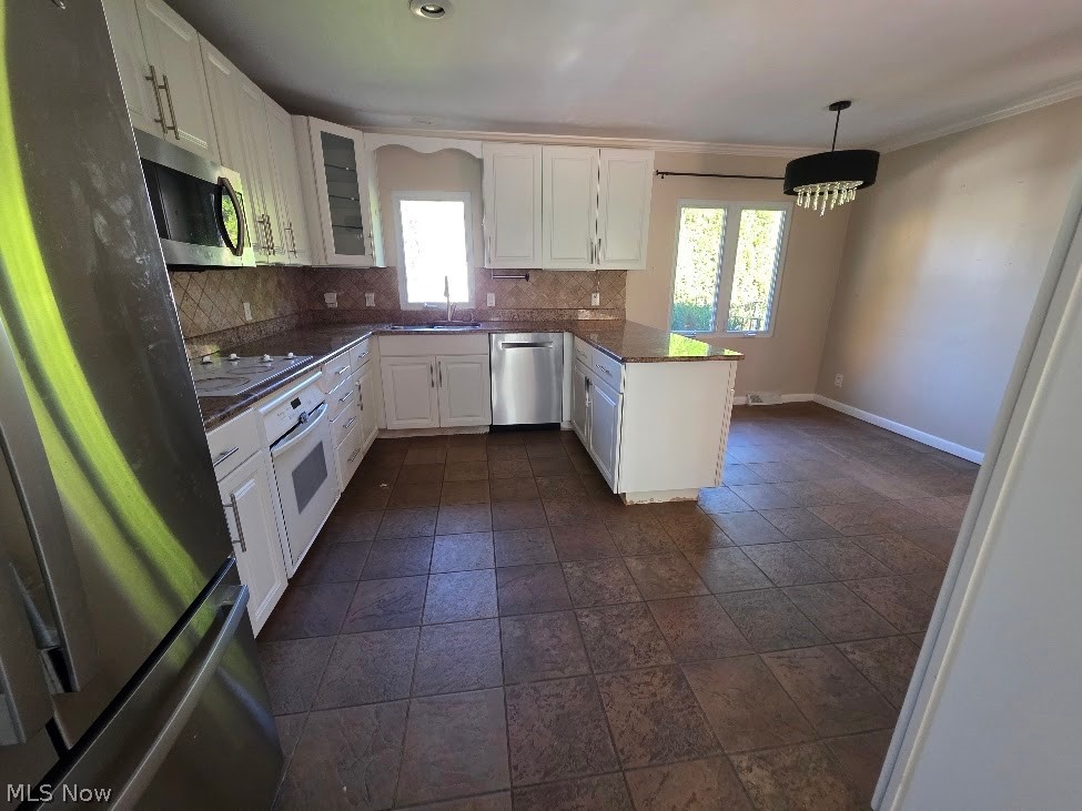 22133 S Woodland Shaker Heights OH 44122