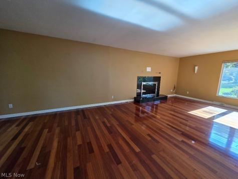 22133 S Woodland Shaker Heights OH 44122