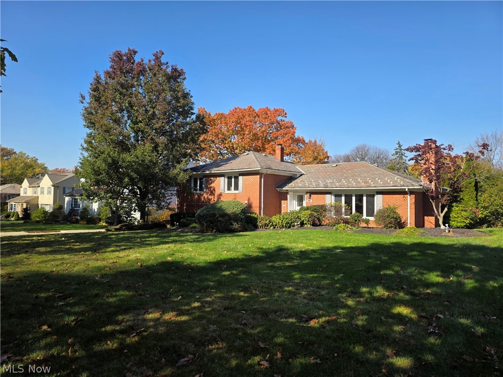 22133 S Woodland Shaker Heights OH 44122