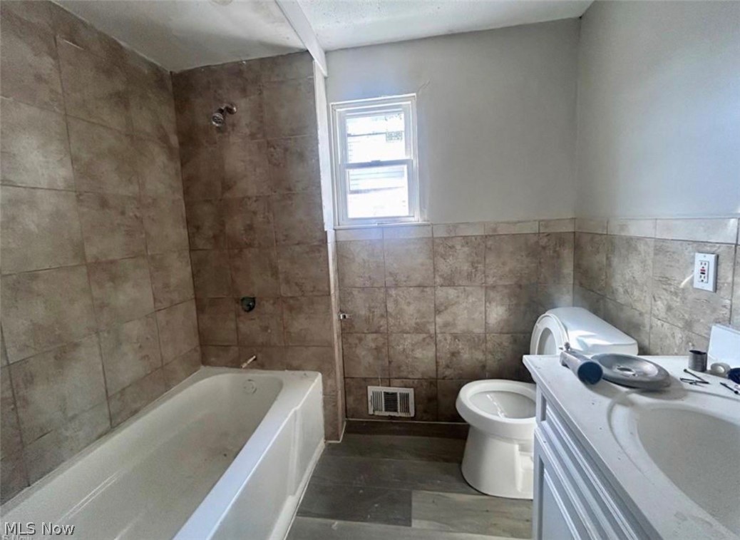 13412 Graham Road East Cleveland OH 44112