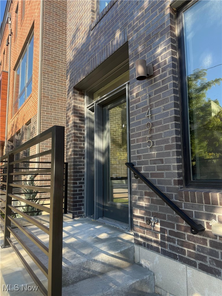 1495 Superior Avenue E Cleveland OH 44114