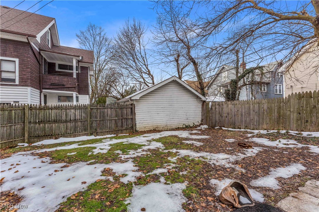 11913 Buckingham Avenue Cleveland OH 44120