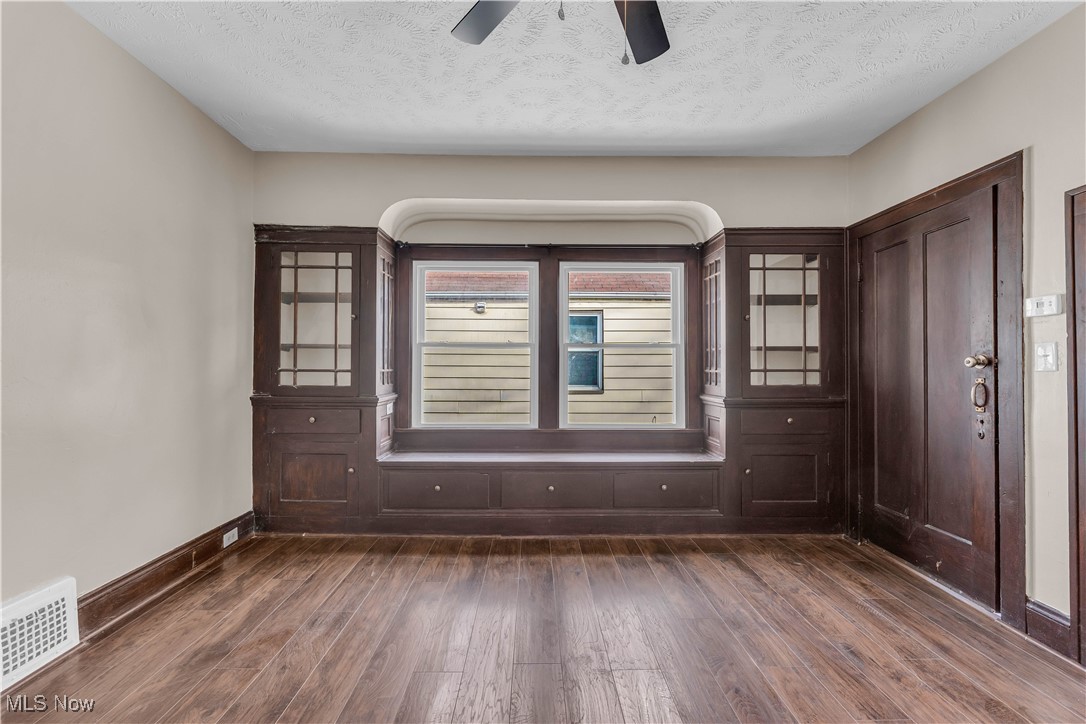 11913 Buckingham Avenue Cleveland OH 44120