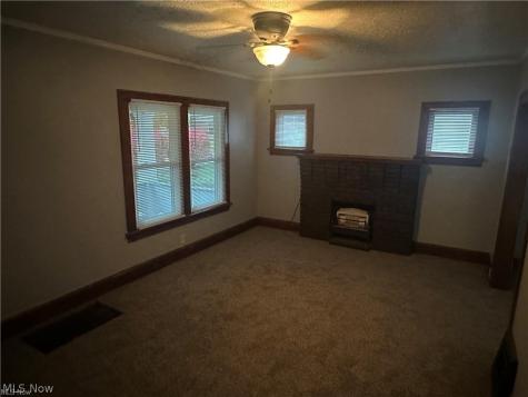 1103 Estelle Court Niles OH 44446
