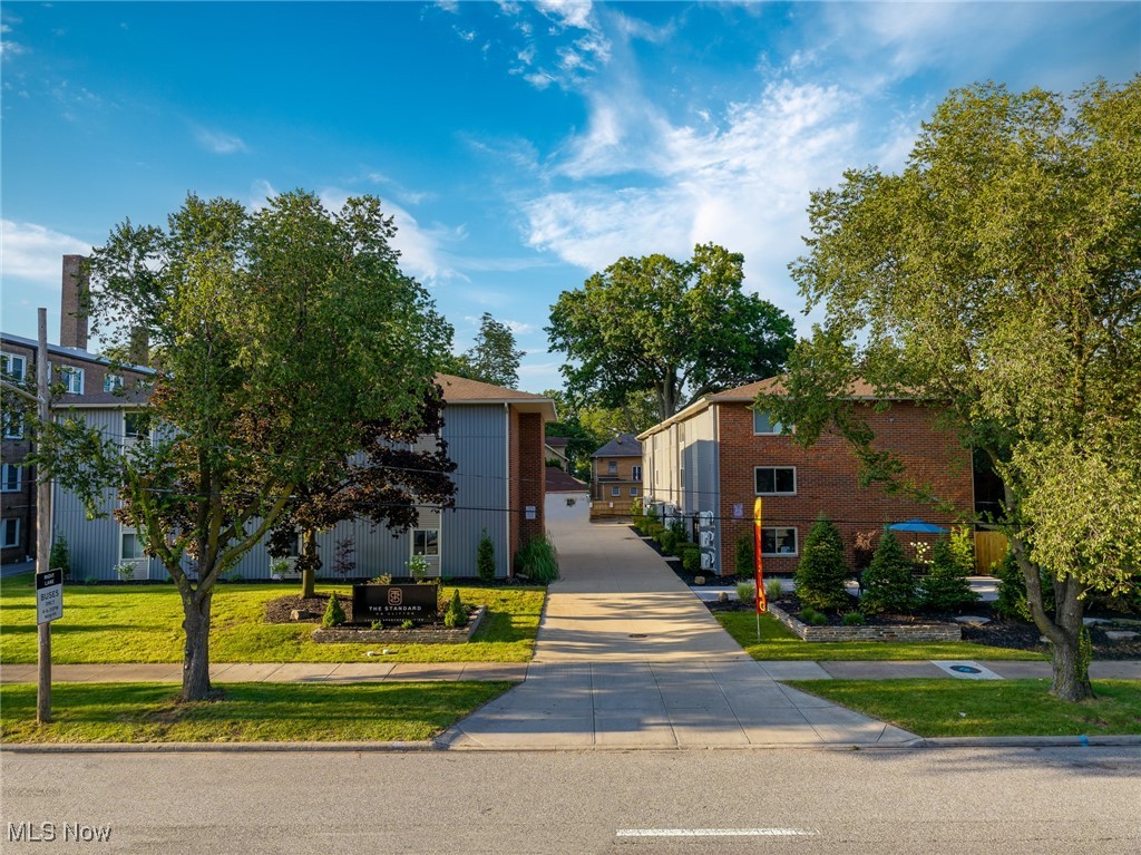10526 Clifton Boulevard Cleveland OH 44102