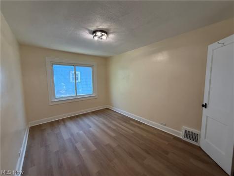 13625 Cranwood Drive Garfield Heights OH 44105