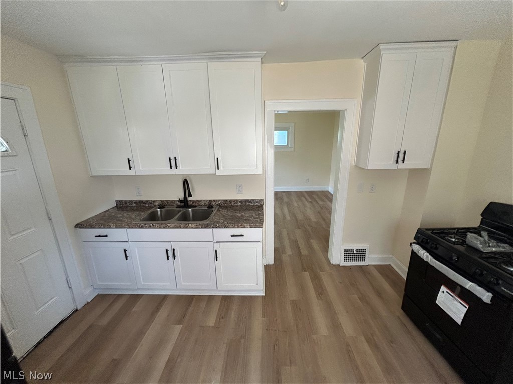 13625 Cranwood Drive Garfield Heights OH 44105
