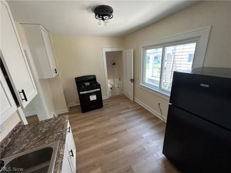 13625 Cranwood Drive Garfield Heights OH 44105