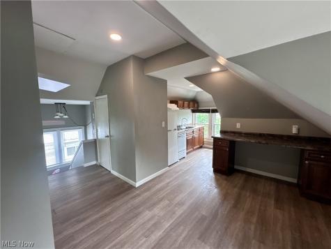 132 Beck Avenue Akron OH 44302