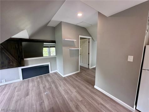 132 Beck Avenue Akron OH 44302