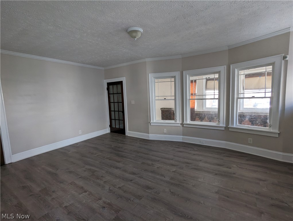 4945 E 86th Street Garfield Heights OH 44125