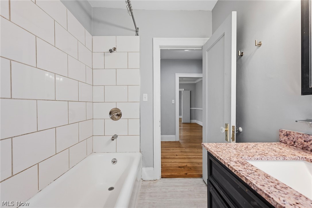 2075 Coventry Road Cleveland Heights OH 44118