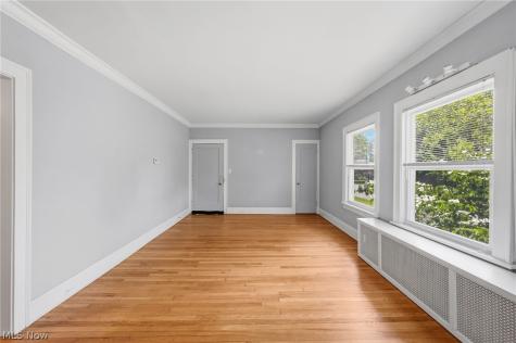 2075 Coventry Road Cleveland Heights OH 44118