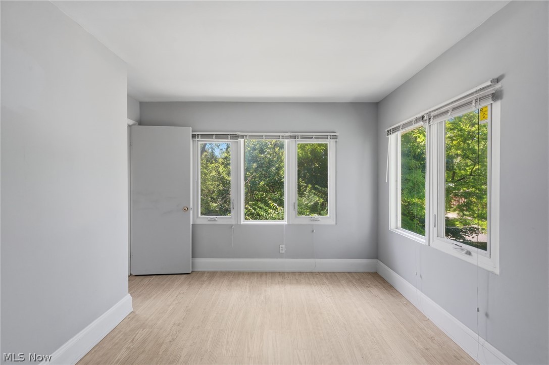 2075 Coventry Road Cleveland Heights OH 44118