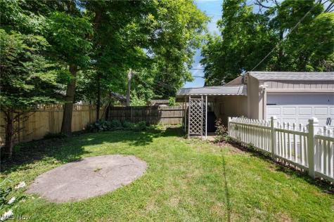 2075 Coventry Road Cleveland Heights OH 44118